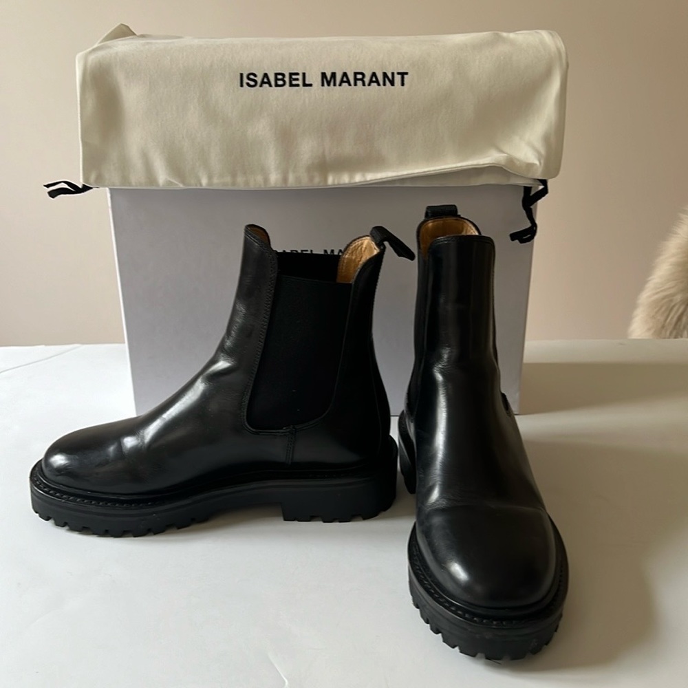 Isabel Marant Castay lug sole boots. Size 37